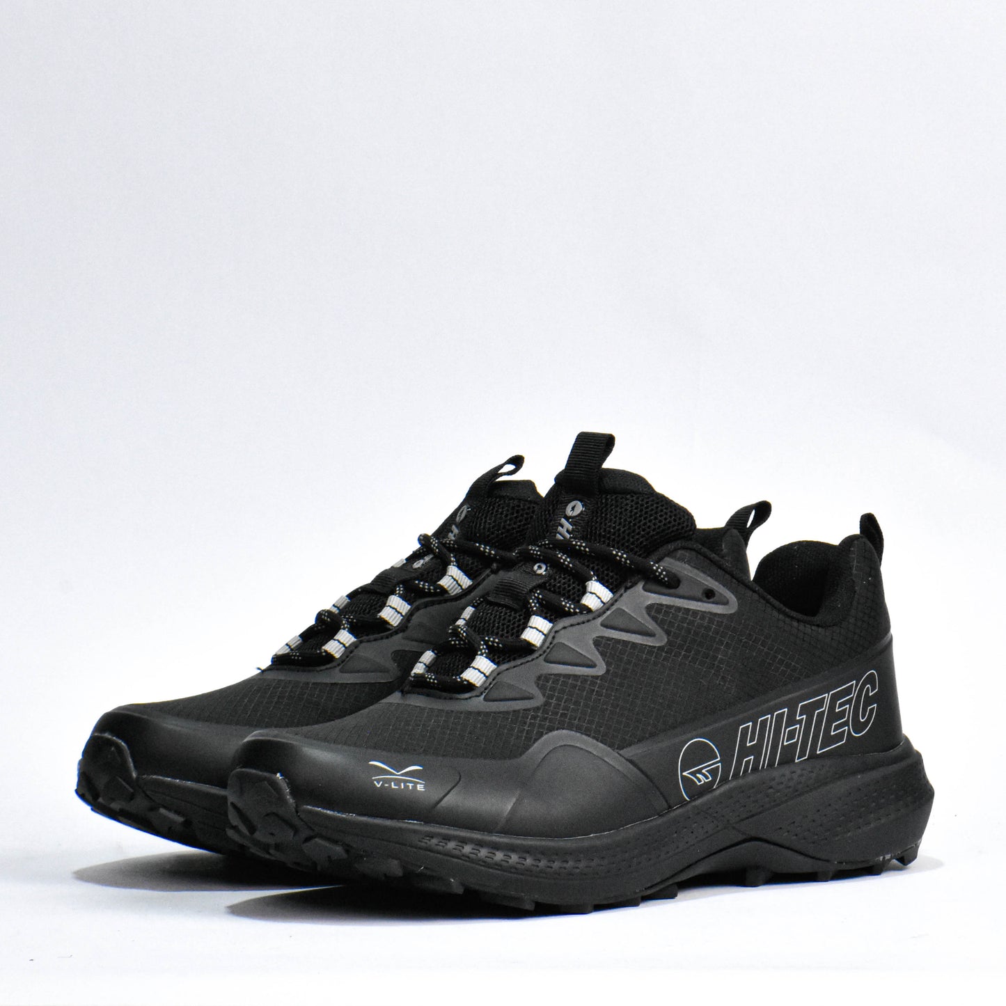 HI-TEC Geo-Walker Bay Trail